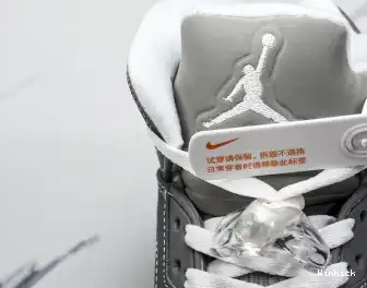 136027-005 5 'Wolf Grey' Retro Jordan 0530